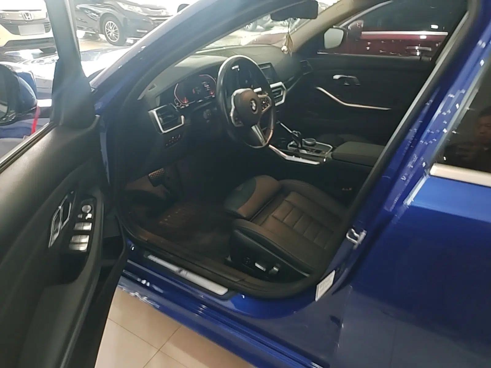 BMW 3 Series 2020 320Li M Sport Package — миниатюра 18