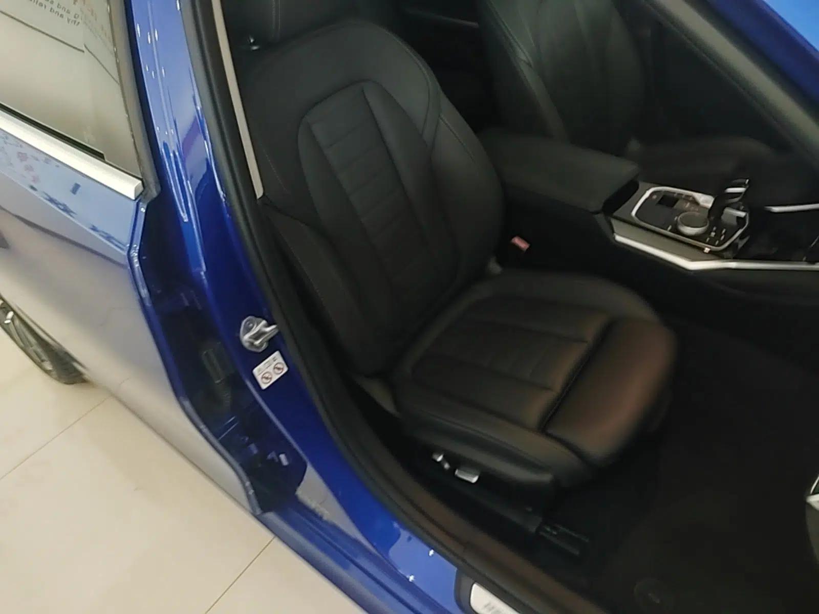 BMW 3 Series 2020 320Li M Sport Package — миниатюра 19
