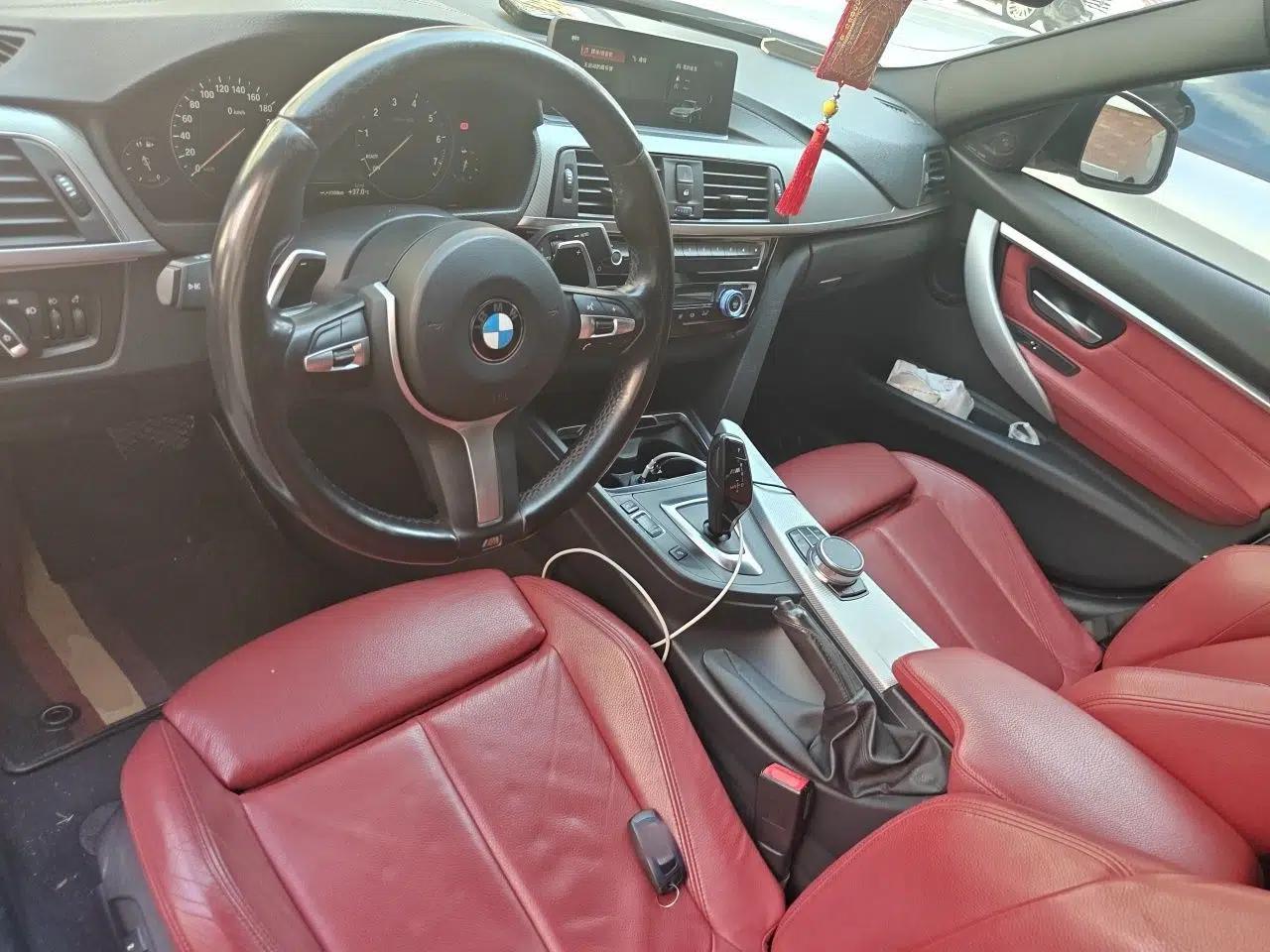 BMW 3 Series 2019 320i M Sport Night Edition — миниатюра 9
