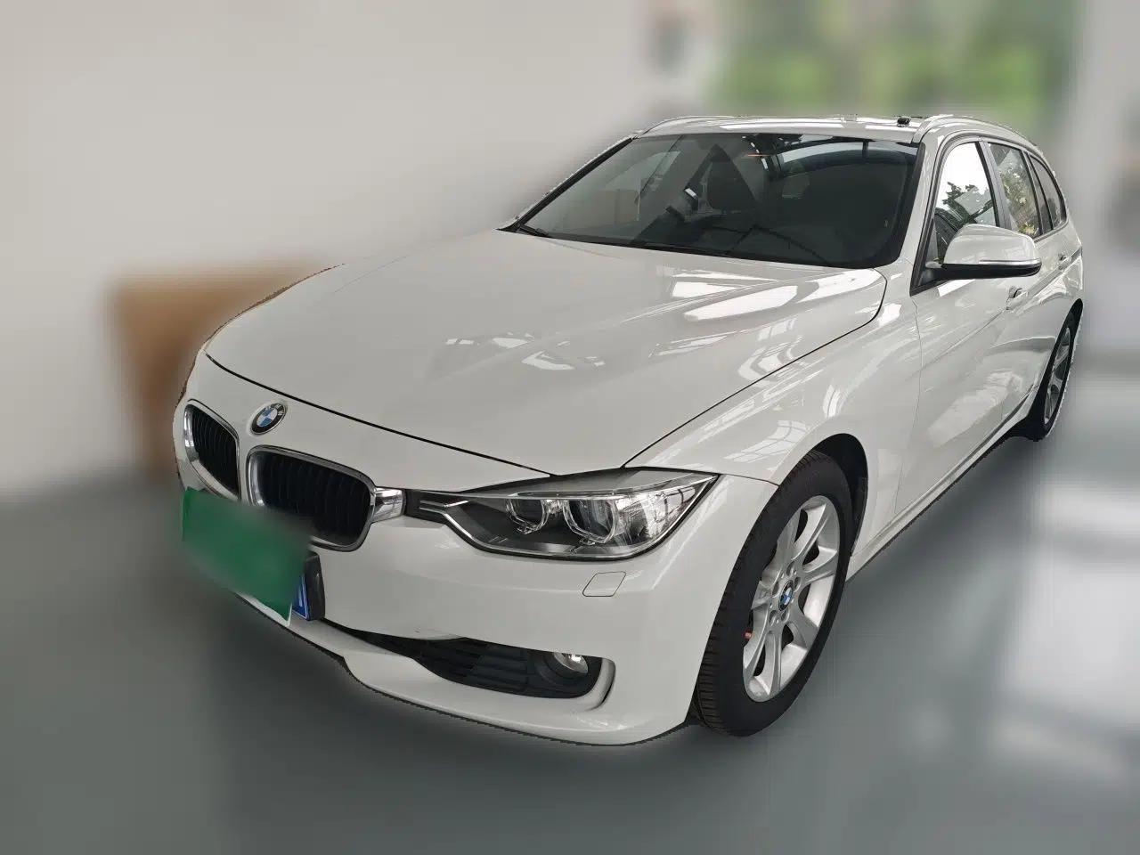BMW 3 Series 2013 320i Sport Touring Edition — миниатюра 1