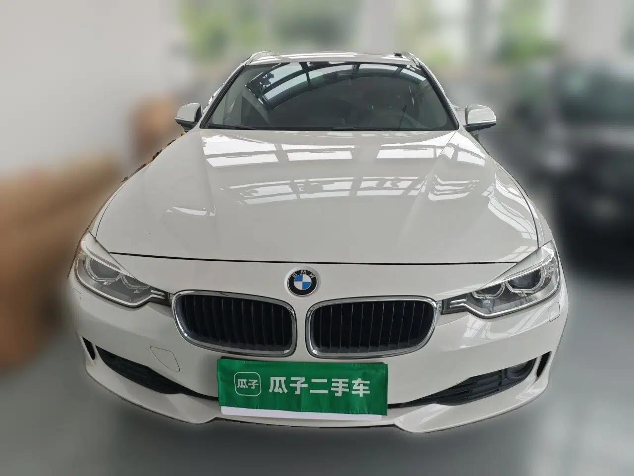 BMW 3 Series 2013 320i Sport Touring Edition — миниатюра 2