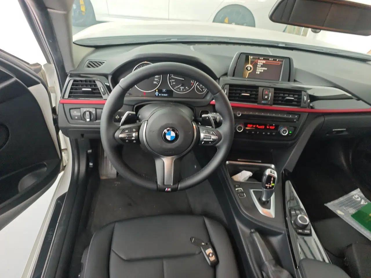 BMW 3 Series 2013 320i Sport Touring Edition — миниатюра 10