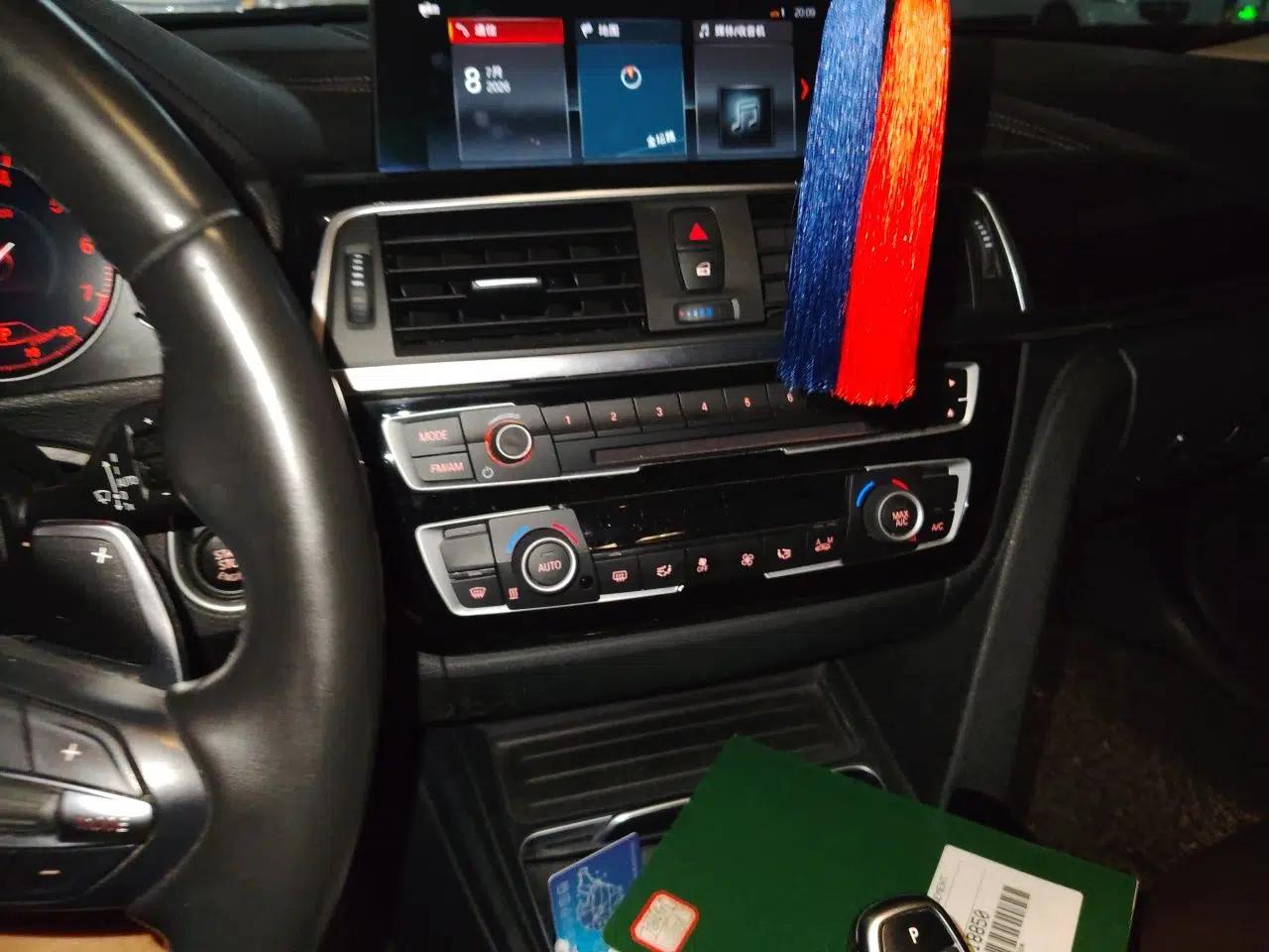 BMW 3 Series 2019 320Li M Luxury Package — миниатюра 13