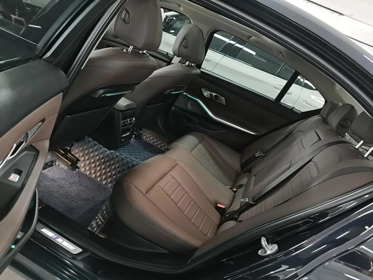 BMW 3 Series 2021 Second Facelift 325Li M Sport Package — миниатюра 20
