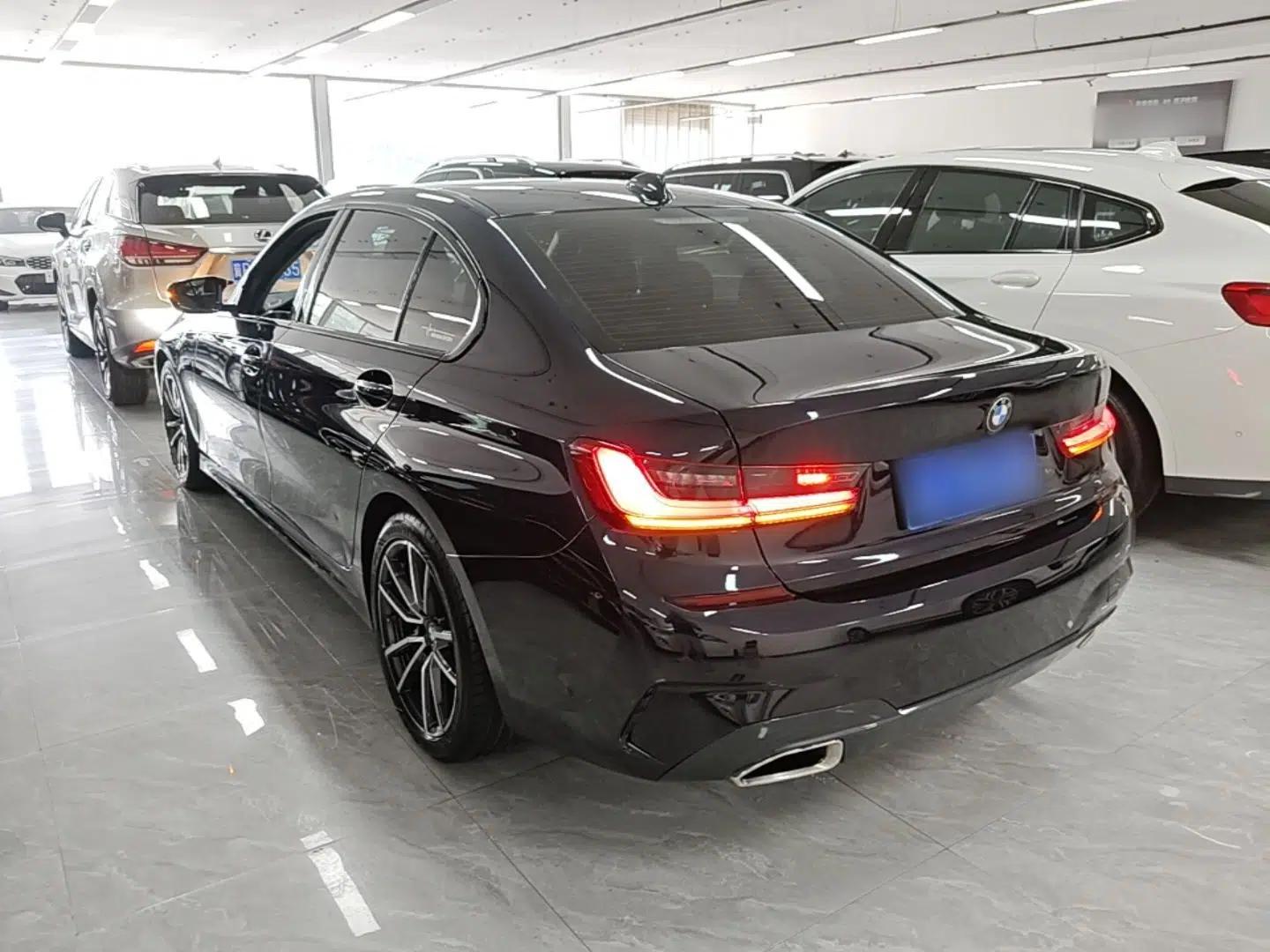 BMW 3 Series 2021 Second Facelift 325Li M Sport Package — миниатюра 4