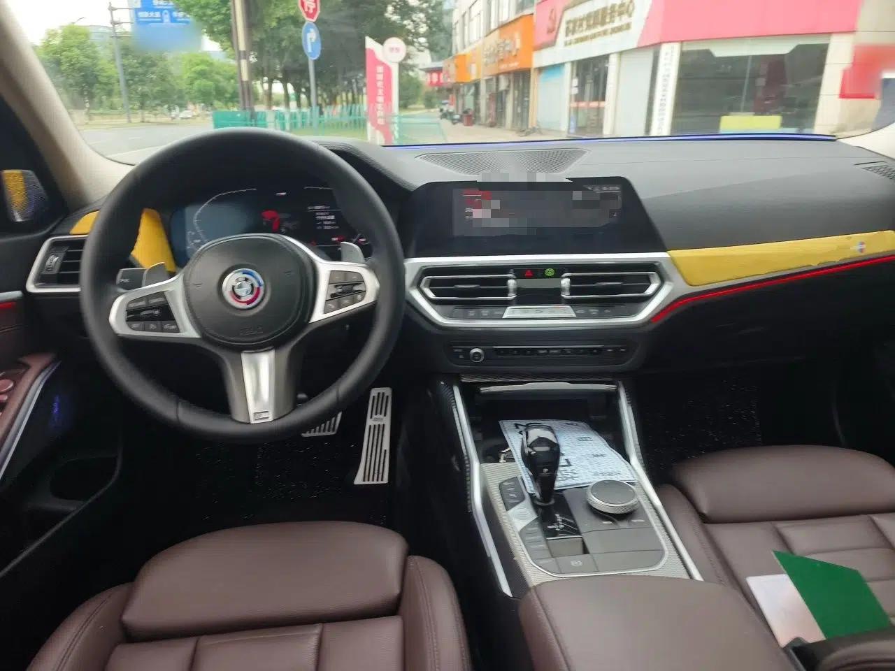BMW 3 Series 2020 330i M Sport Night Edition — миниатюра 9