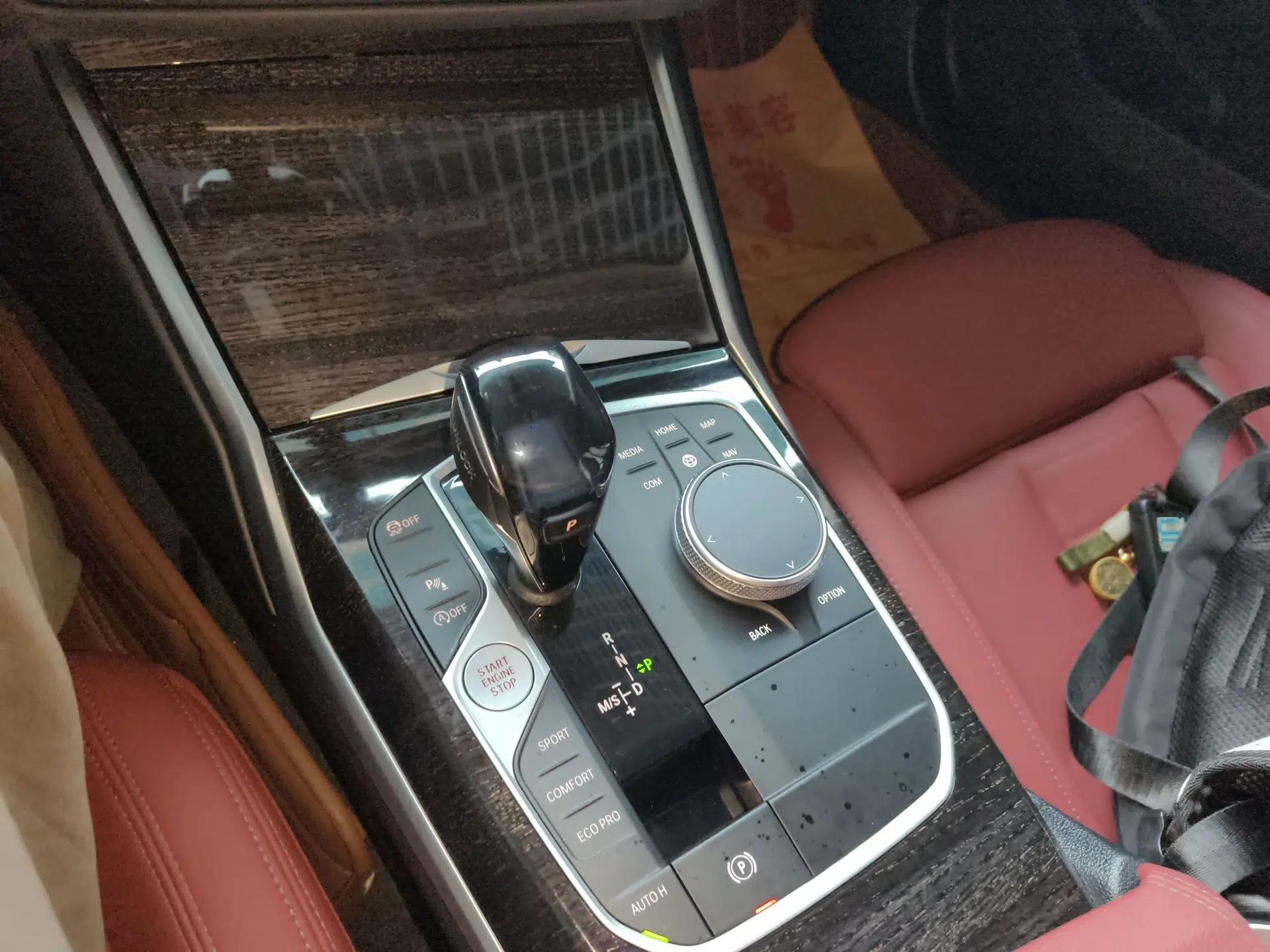 BMW 3 Series 2021 325Li M Sport Package — миниатюра 16