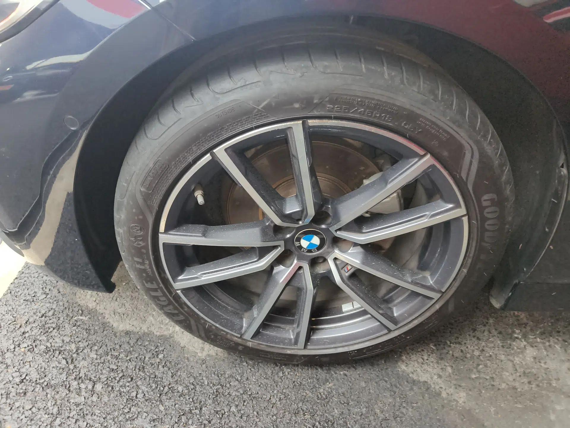 BMW 3 Series 2021 325Li M Sport Package — миниатюра 10