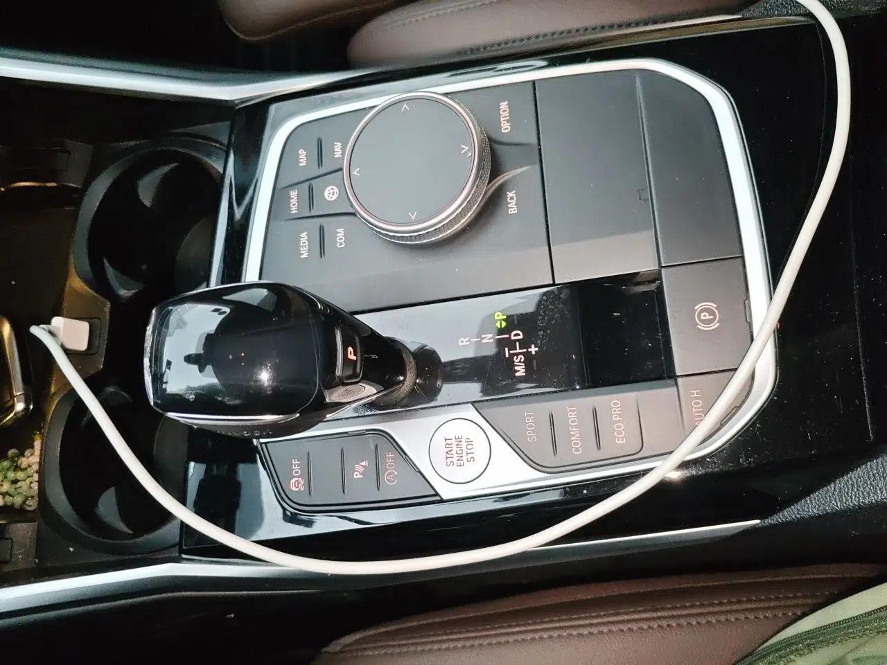 BMW 3 Series 2020 325Li First Edition — миниатюра 14