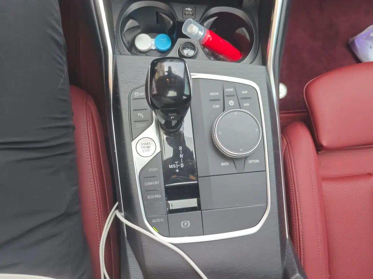 BMW 3 Series 2022 325i M Sport Package — миниатюра 14