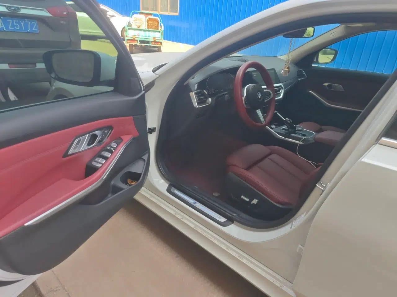 BMW 3 Series 2022 325i M Sport Package — миниатюра 16