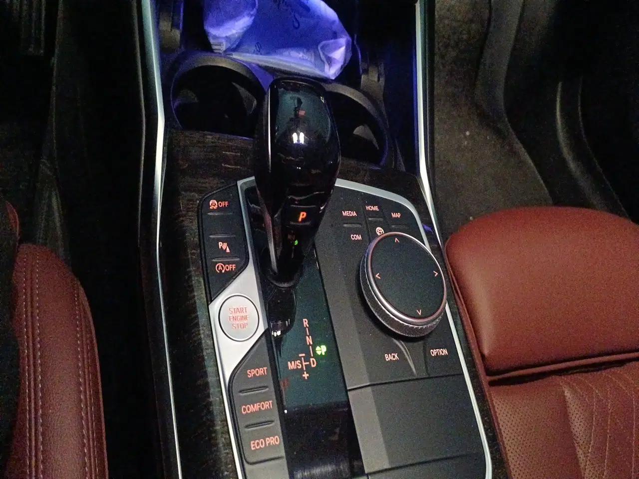 BMW 3 Series 2022 325Li M Sport Package — миниатюра 14