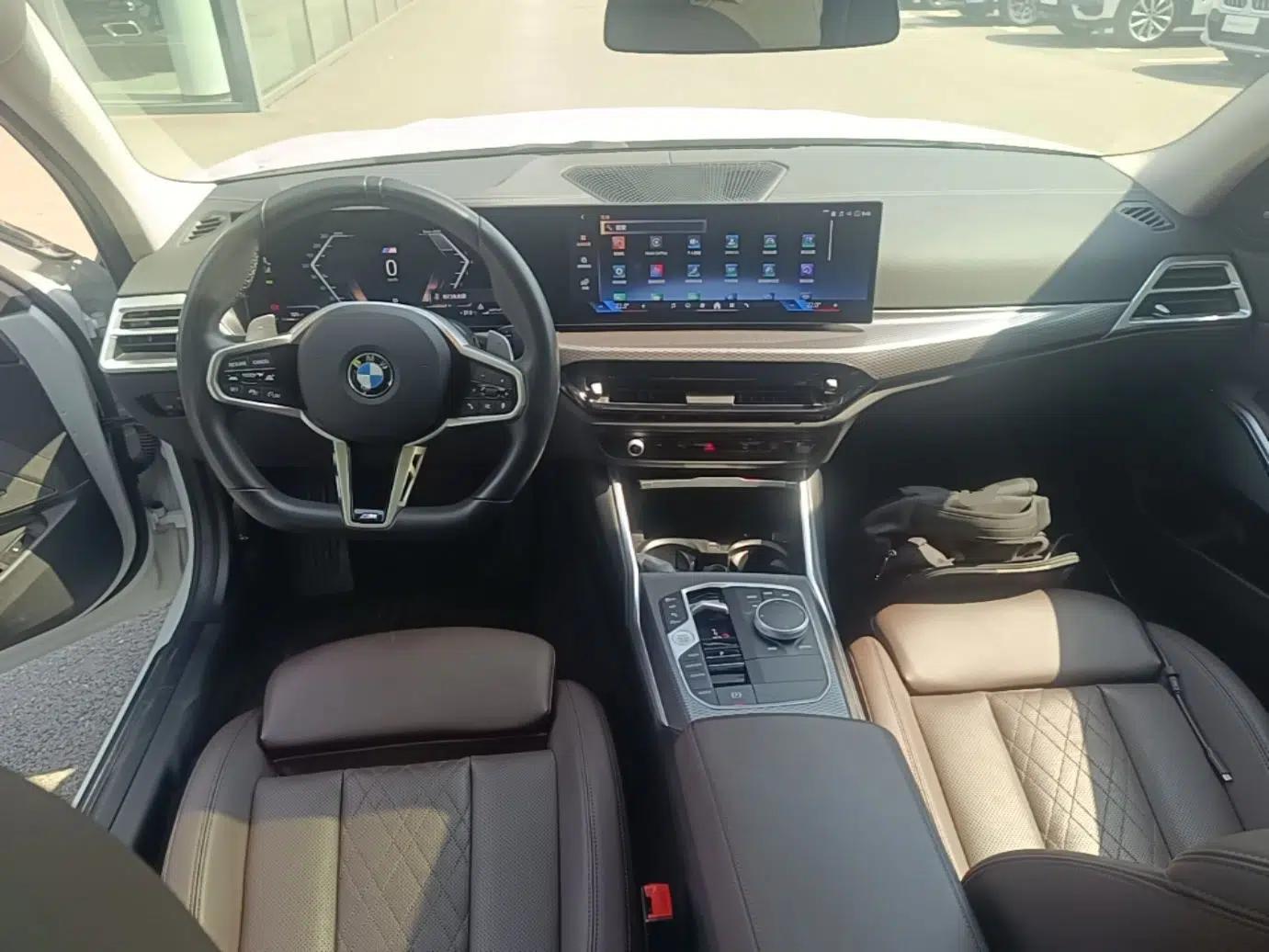 BMW 3 Series 2025 330Li M Sport Shadowline Package — миниатюра 12