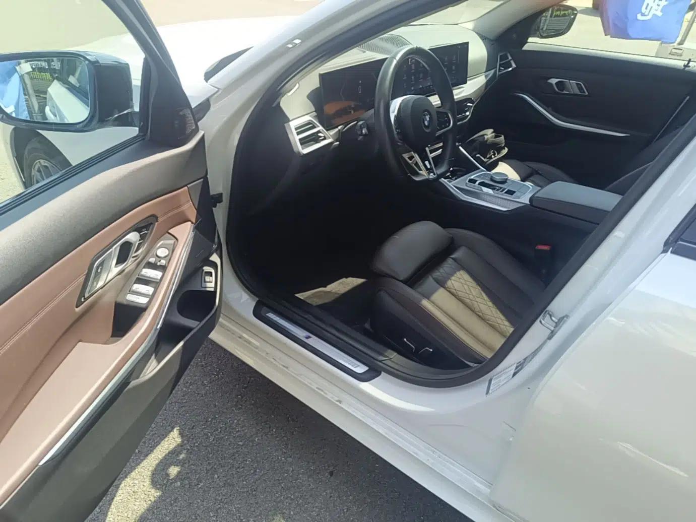 BMW 3 Series 2025 330Li M Sport Shadowline Package — миниатюра 18