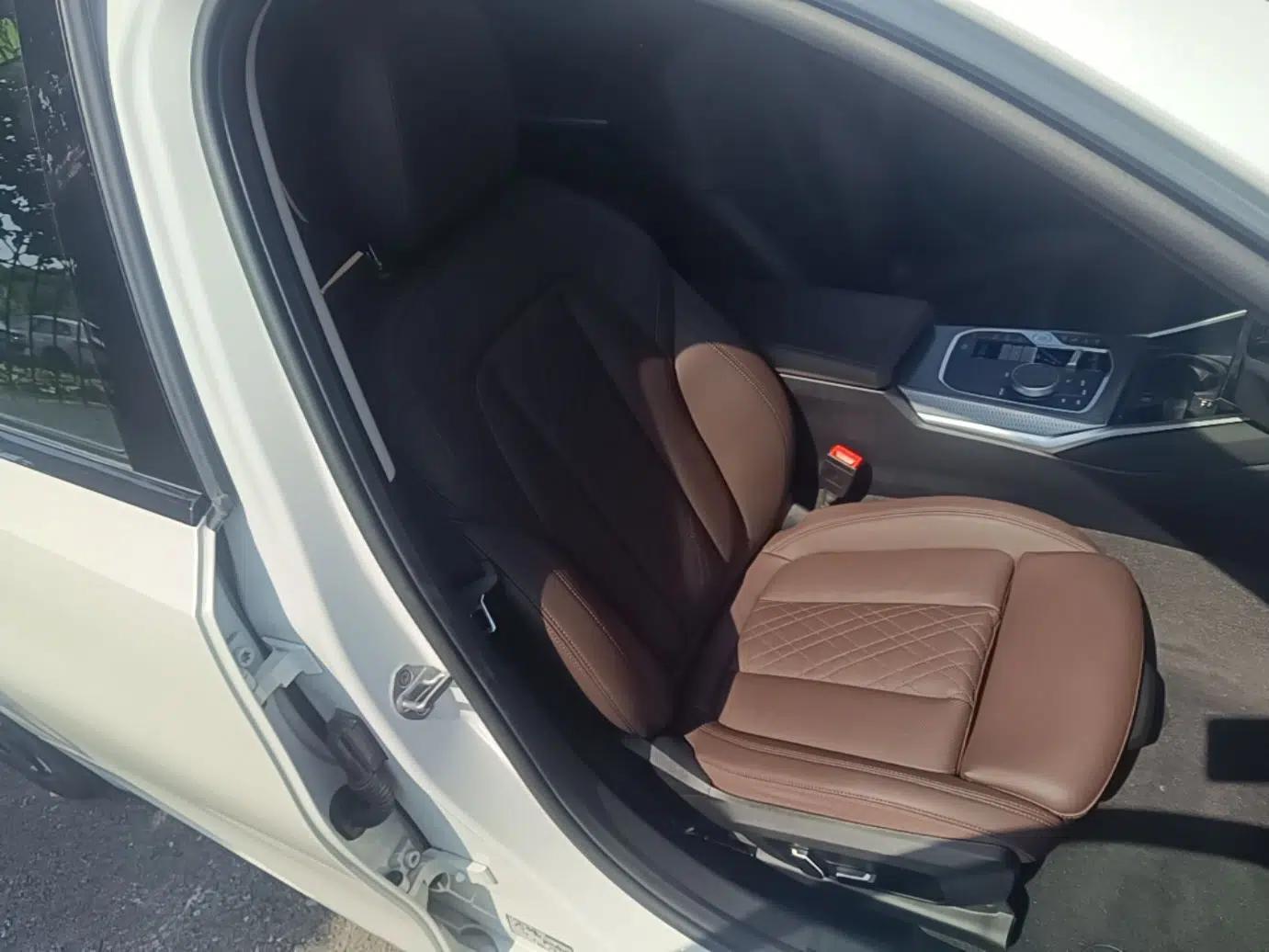 BMW 3 Series 2025 330Li M Sport Shadowline Package — миниатюра 19