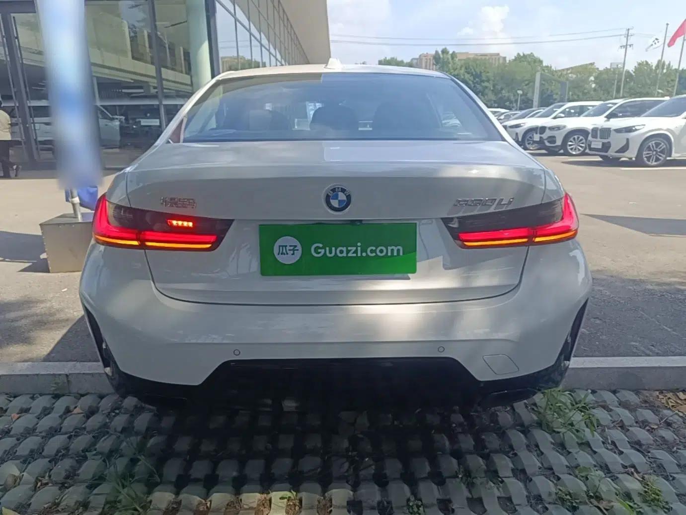 BMW 3 Series 2025 330Li M Sport Shadowline Package — миниатюра 5