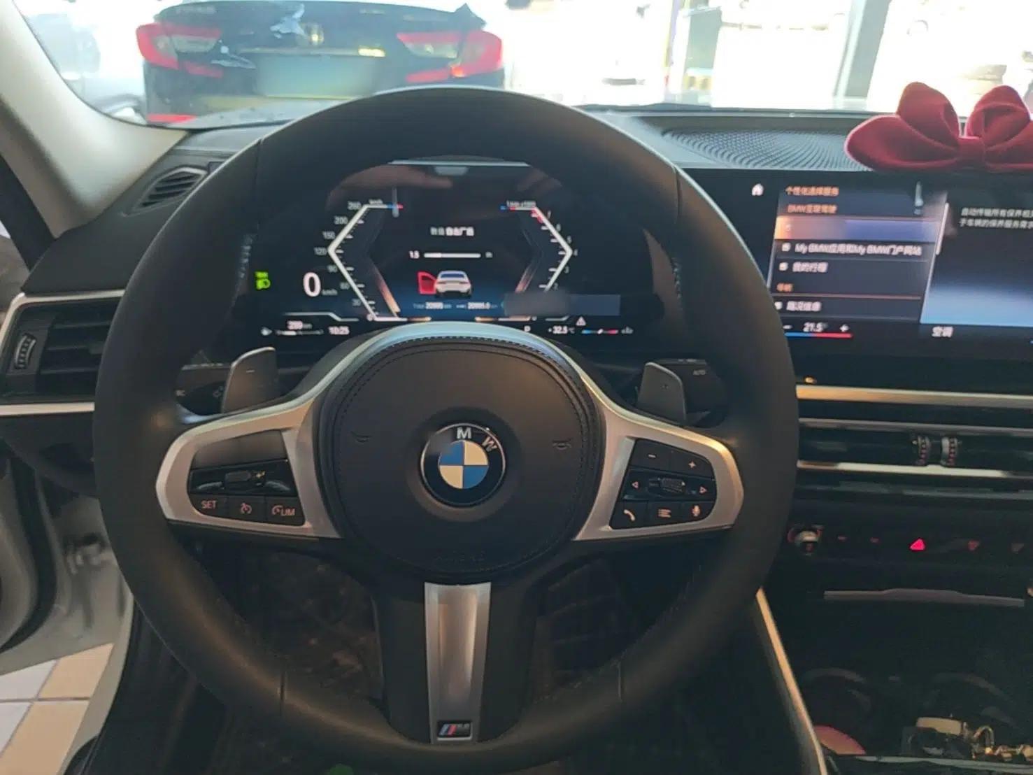 BMW 3 Series 2023 320Li M Sport Package — миниатюра 13