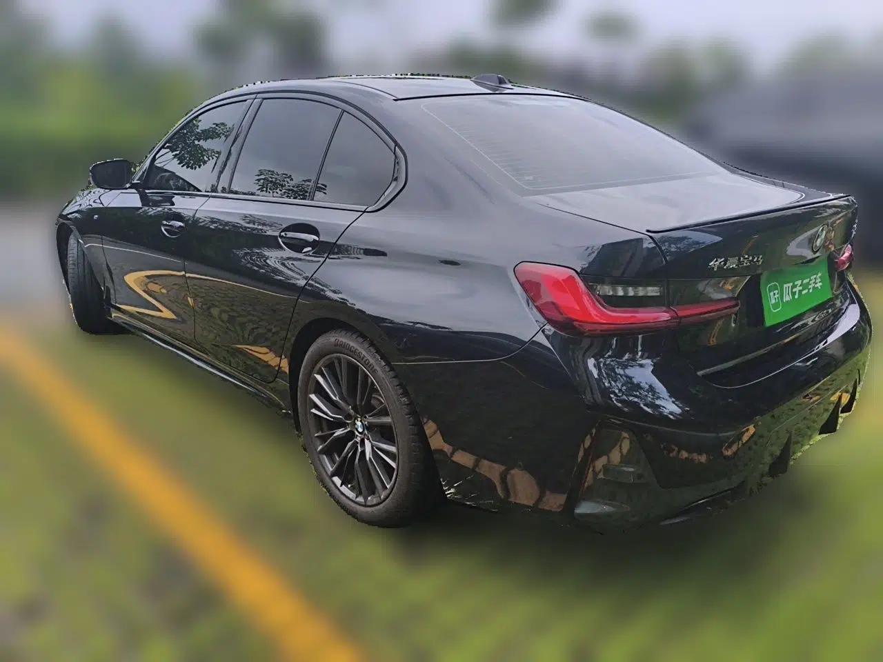 BMW 3 Series 2023 325i M Sport Night Edition Package — миниатюра 4