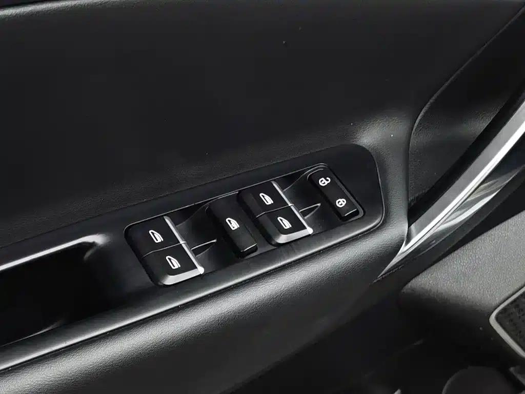Geely Boyue 2016 1.8TD Automatic Four-Wheel Drive Smart Edition — миниатюра 9