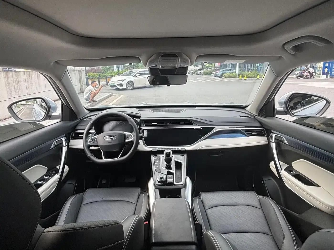 Geely Boyue 2022 Model Boyue X 1.8TD DCT Smart Edition — миниатюра 8