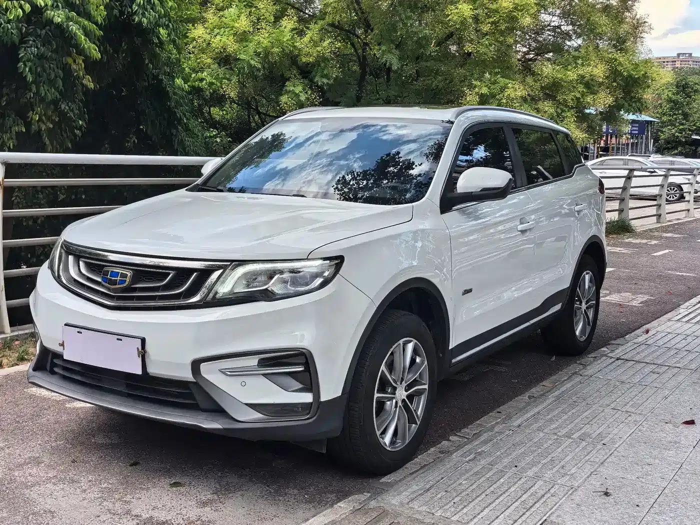 Geely Boyue 2018 1.8TD Automatic 2WD Intelligent Connected 4G Edition — миниатюра 1