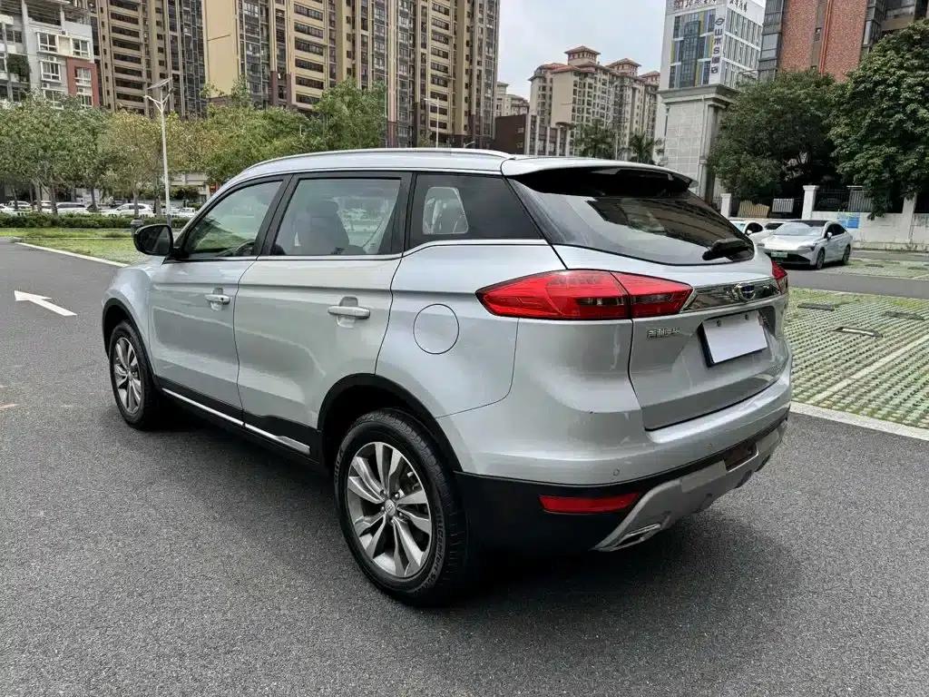 Geely Boyue 2016 2.0L Manual Smart Edition — миниатюра 7