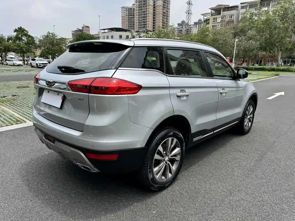 Geely Boyue 2016 2.0L Manual Smart Edition — миниатюра 9