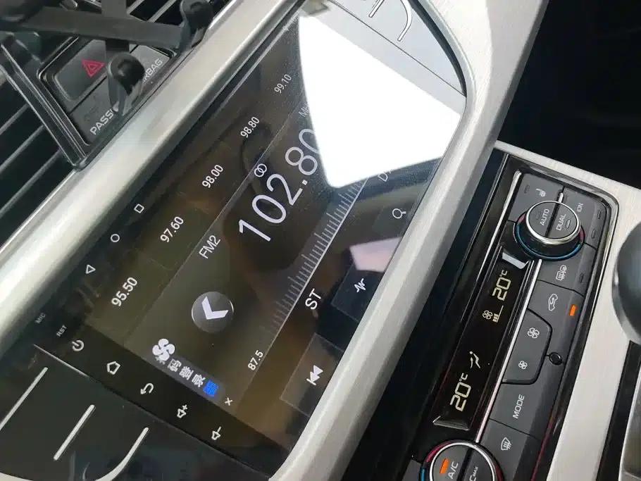 Geely Boyue 2018 1.8TD Automatic 2WD Intelligent Connected 4G Edition — миниатюра 13
