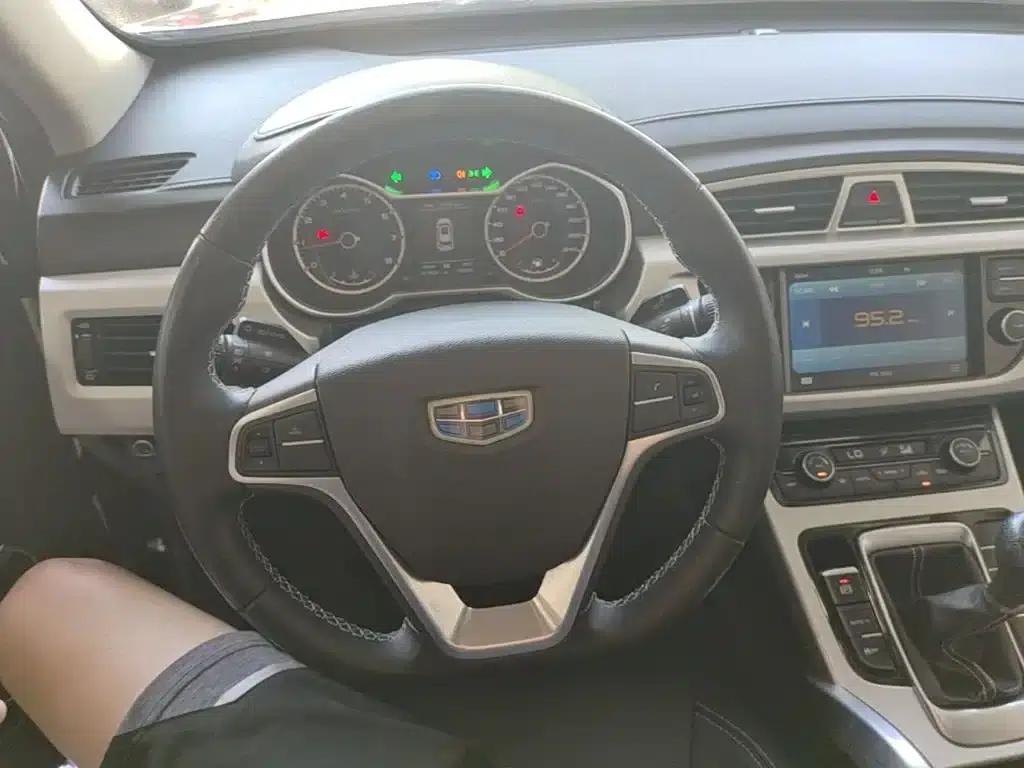 Geely Boyue 2016 2.0L Manual Smart Edition — миниатюра 11