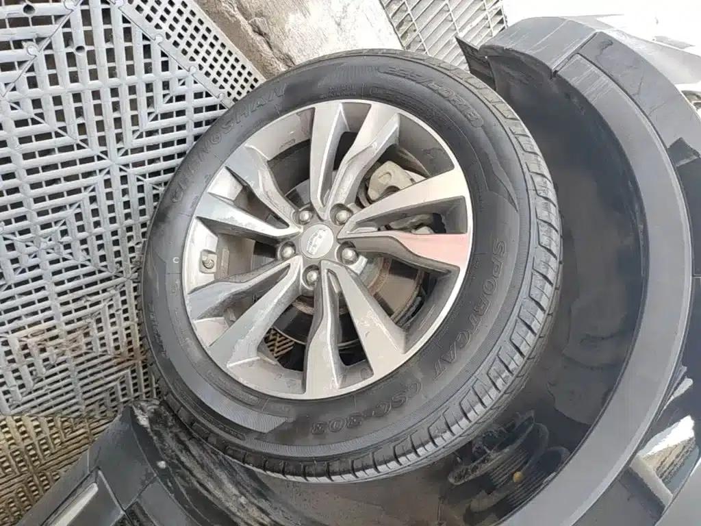 Geely Boyue 2016 2.0L Manual Smart Edition — миниатюра 23
