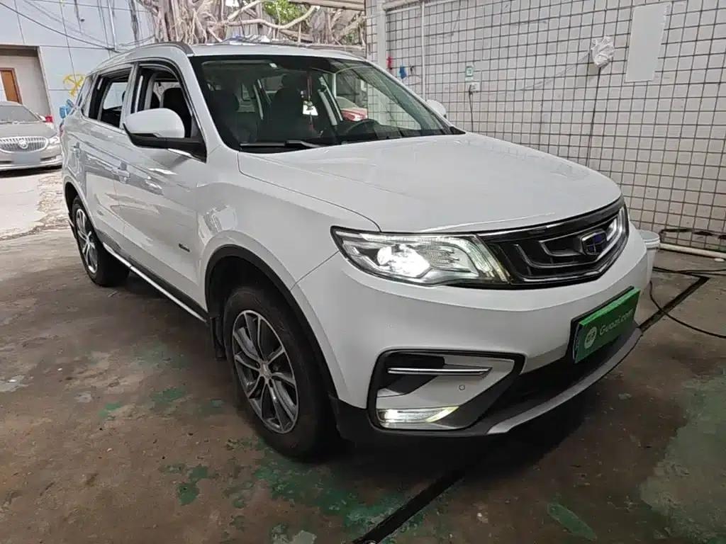 Geely Boyue 2018 1.8TD Automatic 2WD Intelligent Connected 4G Edition — миниатюра 4