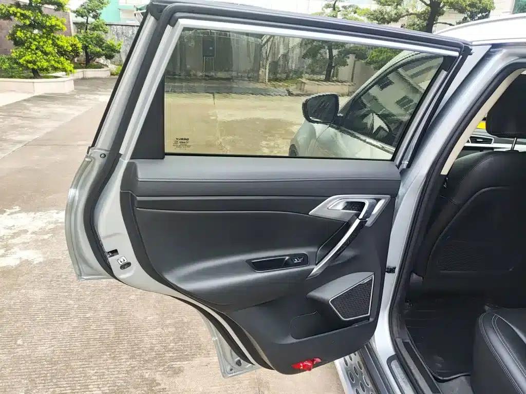Geely Boyue 2016 1.8TD Automatic Intelligent Connectivity Model — миниатюра 19