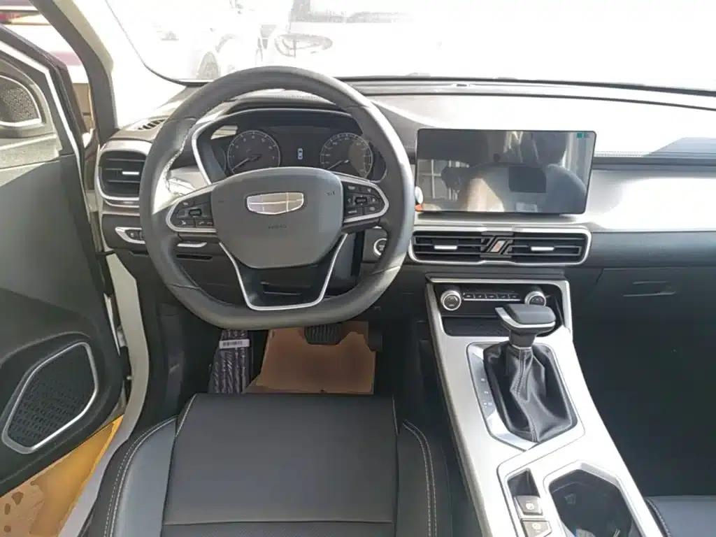 Geely Binyue 2025 1.5L CVT Super Power — миниатюра 11