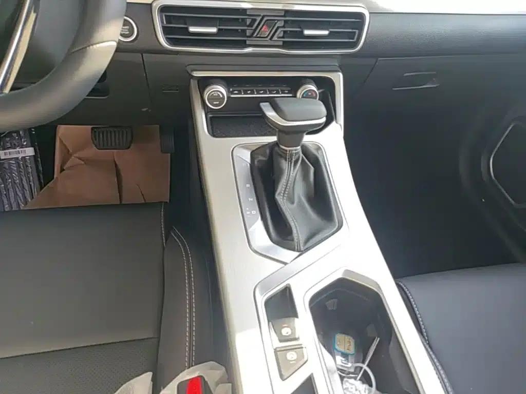 Geely Binyue 2025 1.5L CVT Super Power — миниатюра 14