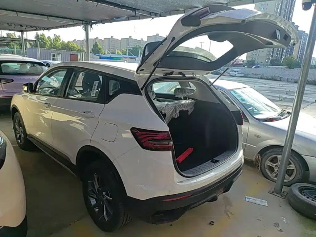 Geely Binyue 2025 1.5L CVT Super Power — миниатюра 19