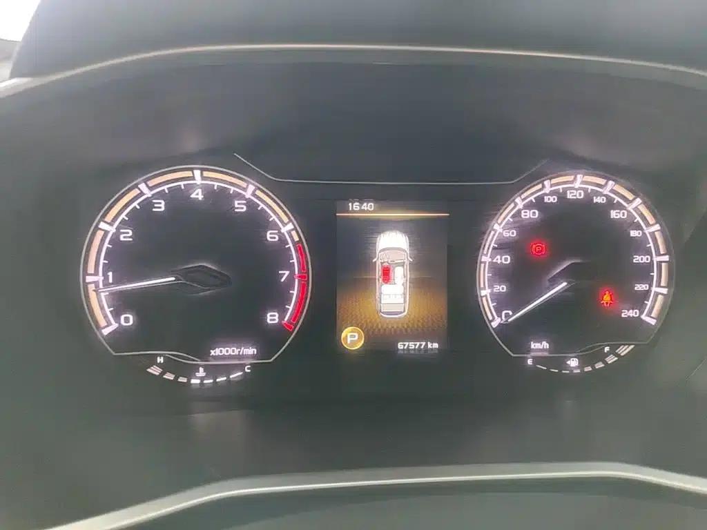 Geely Binyue 2020 Facelift 240T DCT Hunter — миниатюра 12
