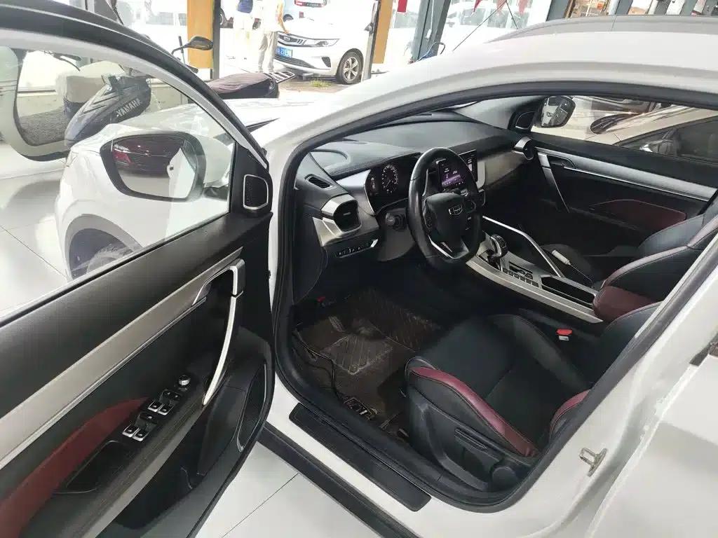Geely Binyue 2020 Facelift 240T DCT Hunter — миниатюра 16