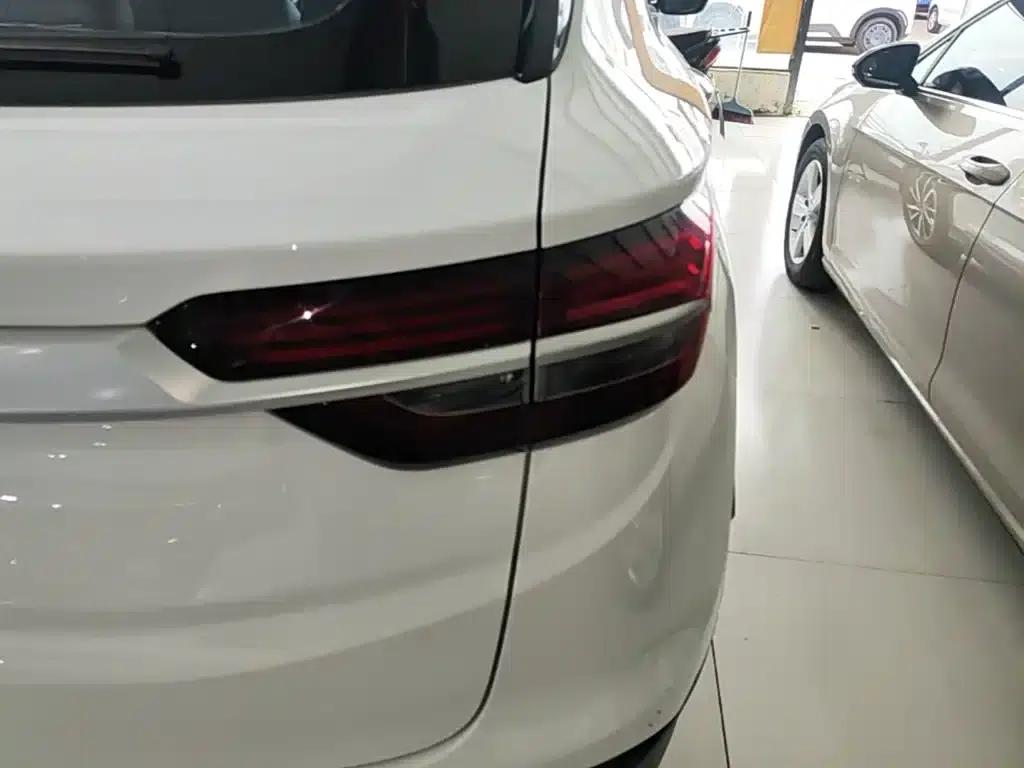 Geely Binyue 2020 Facelift 240T DCT Hunter — миниатюра 8