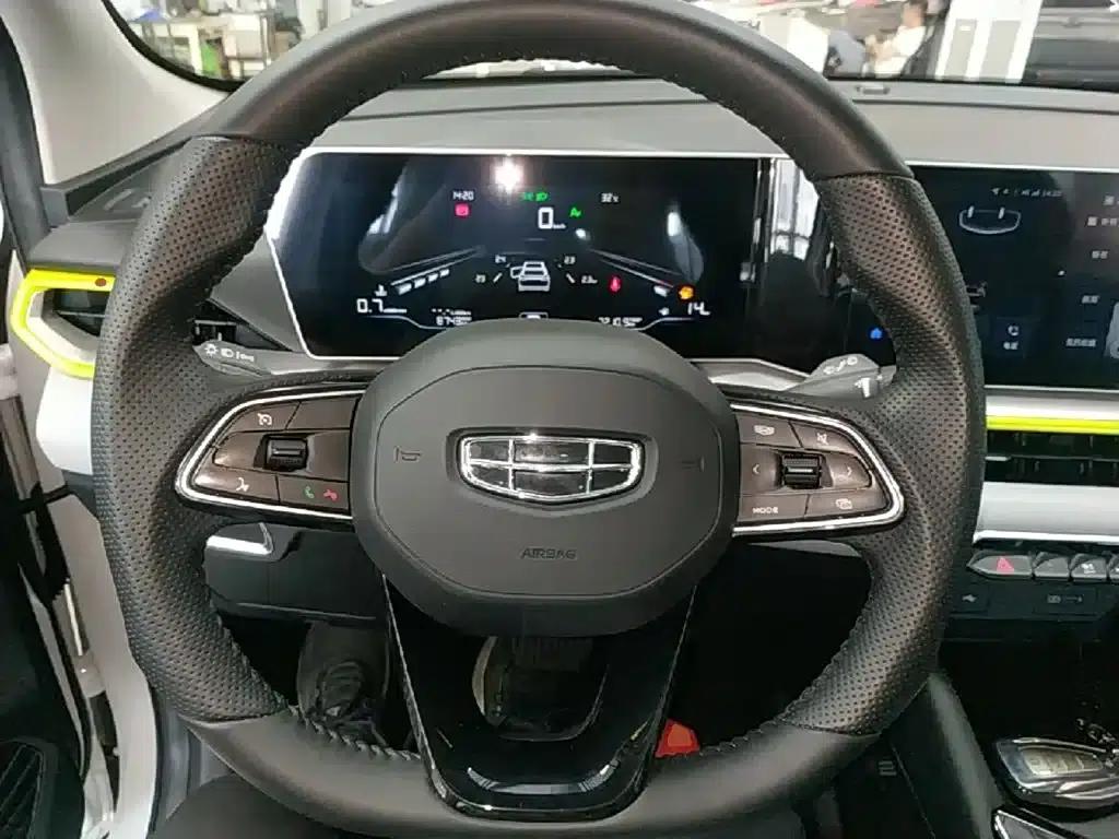 Geely Binyue 2023 Model: Binyue COOL 1.5TD DCT Champion Edition — миниатюра 11