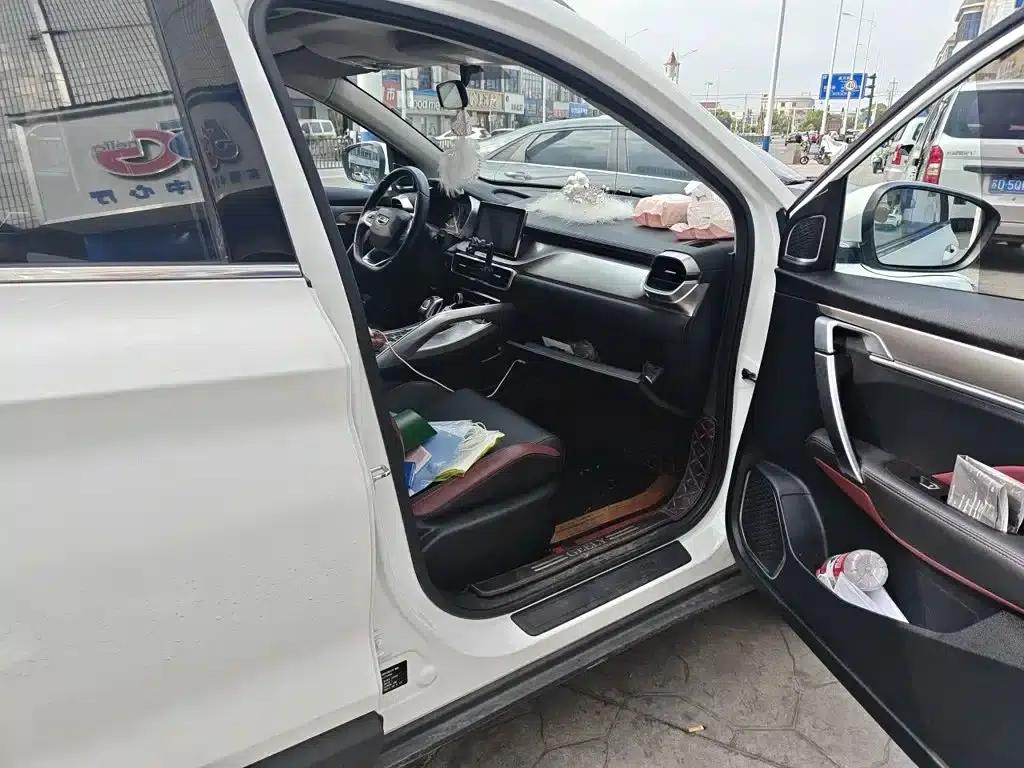 Geely Binyue 2020 Facelift 240T DCT Hunter — миниатюра 20