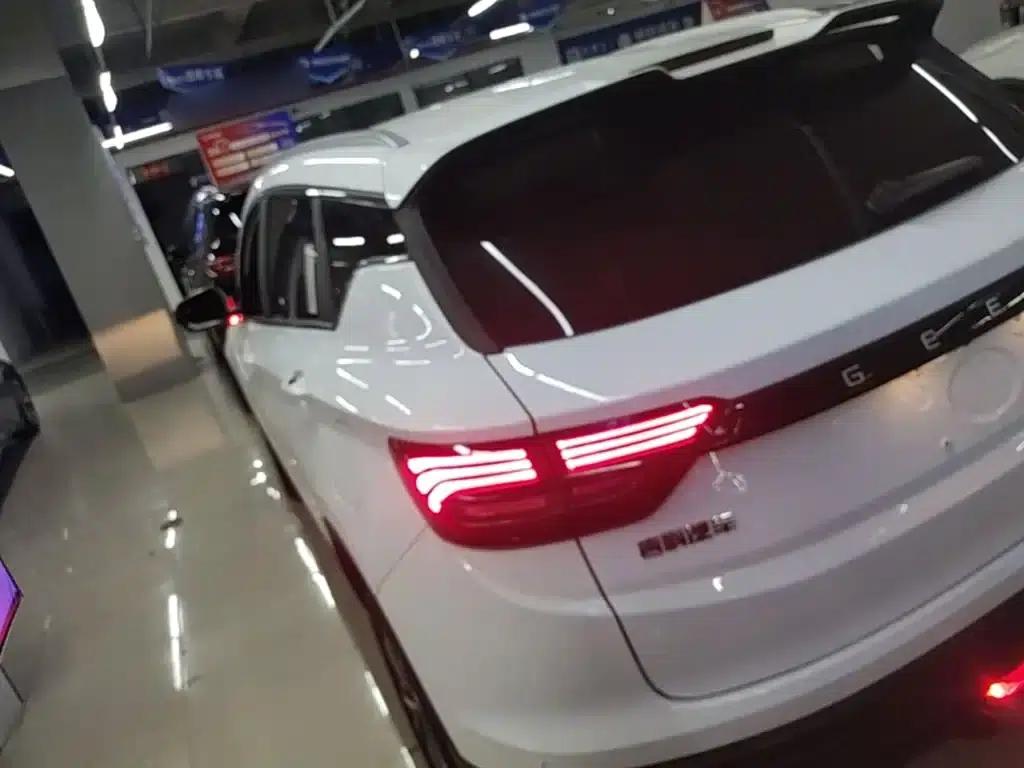 Geely Binyue 2021 1.4T DCT Platinum Edition — миниатюра 5