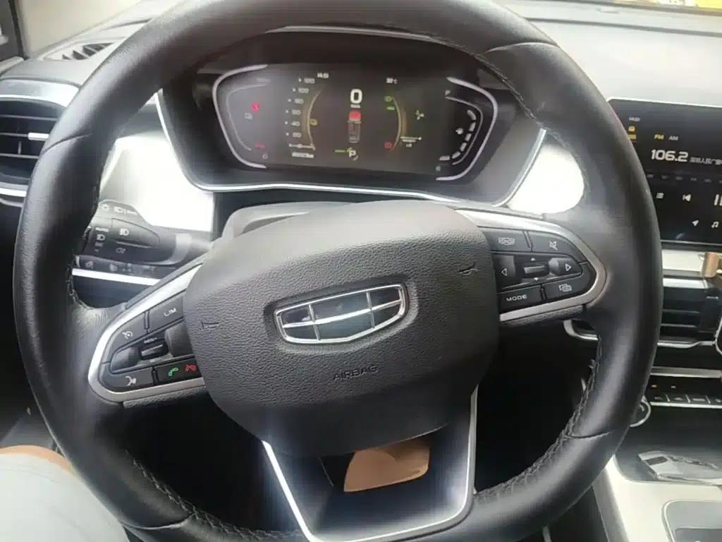 Geely Binyue New Energy 2019 260T DCT Knight — миниатюра 11