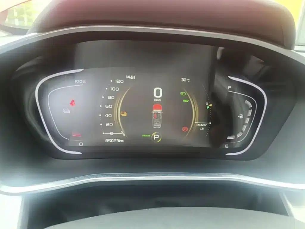 Geely Binyue New Energy 2019 260T DCT Knight — миниатюра 12