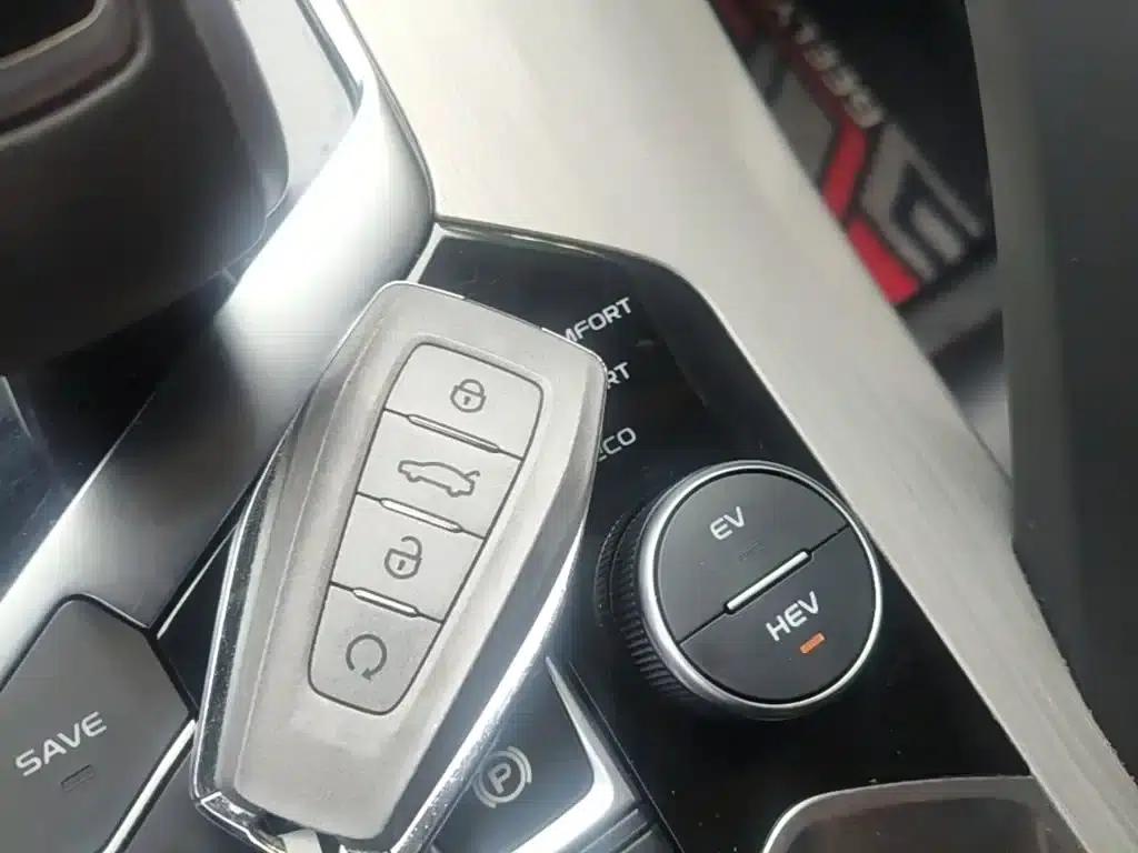 Geely Binyue New Energy 2019 260T DCT Knight — миниатюра 9