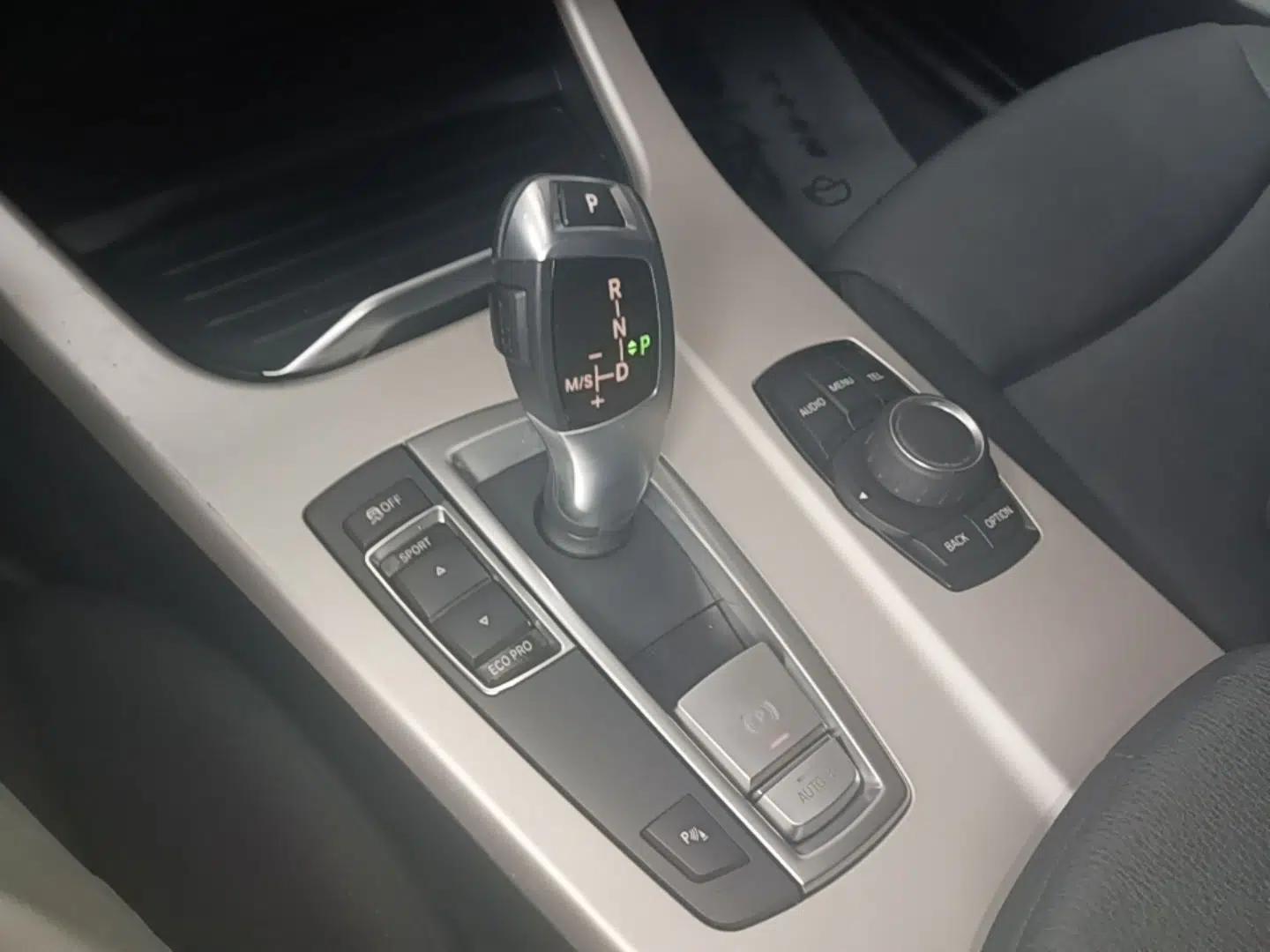 BMW X3 2016 sDrive20i — миниатюра 16
