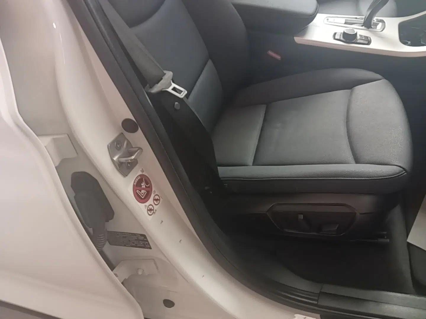 BMW X3 2016 sDrive20i — миниатюра 19