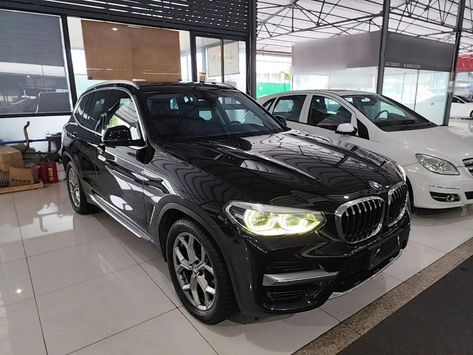 BMW X3 2019 xDrive28i Luxury Package — миниатюра 3