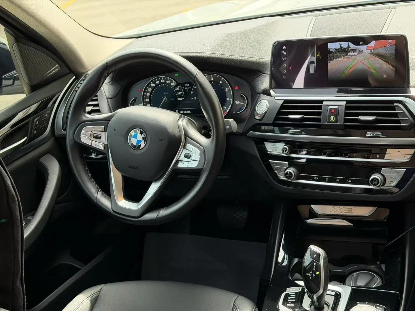 BMW X3 2018 xDrive25i Luxury Package China V — миниатюра 11