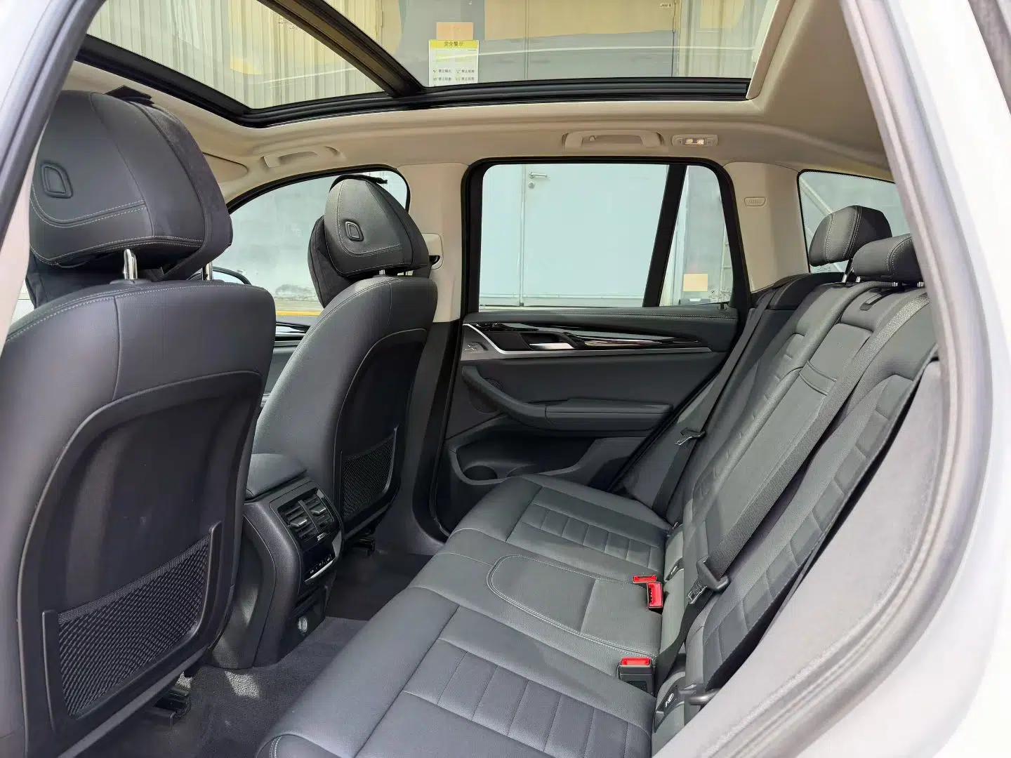 BMW X3 2018 xDrive25i Luxury Package China V — миниатюра 12