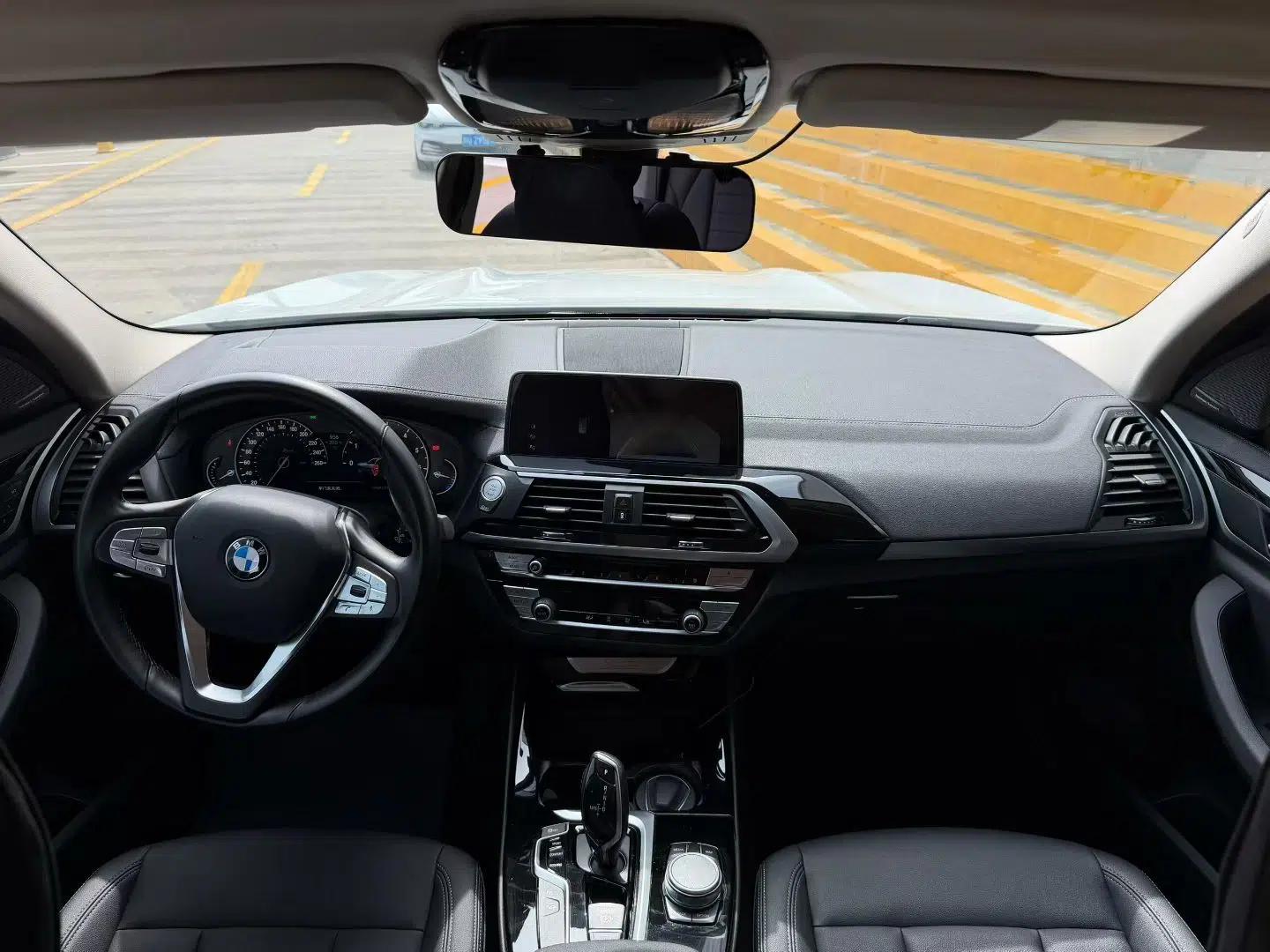 BMW X3 2018 xDrive25i Luxury Package China V — миниатюра 10